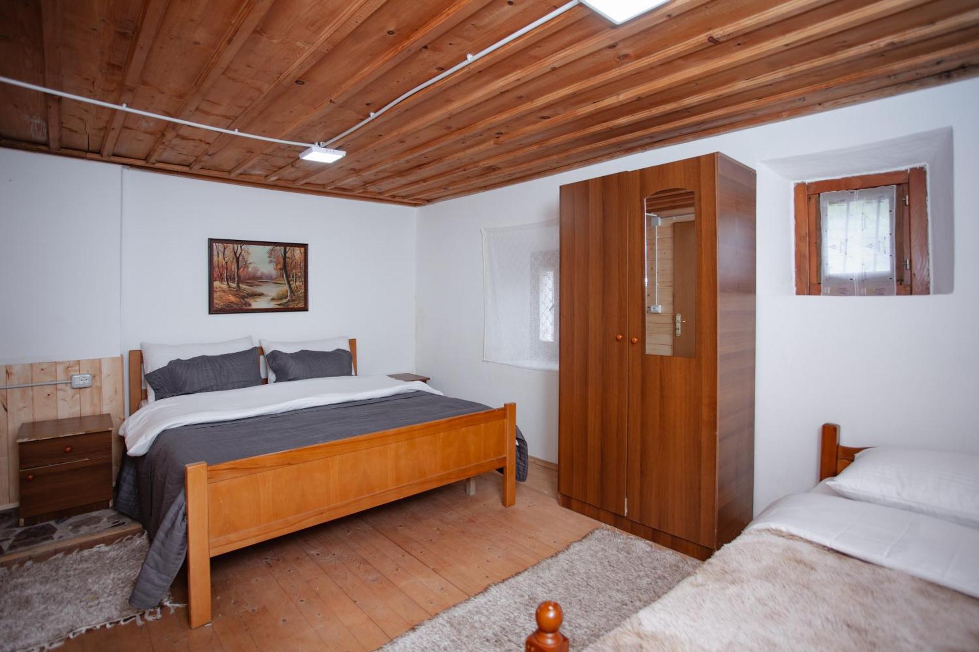 Kulla Pracja Guest house *
