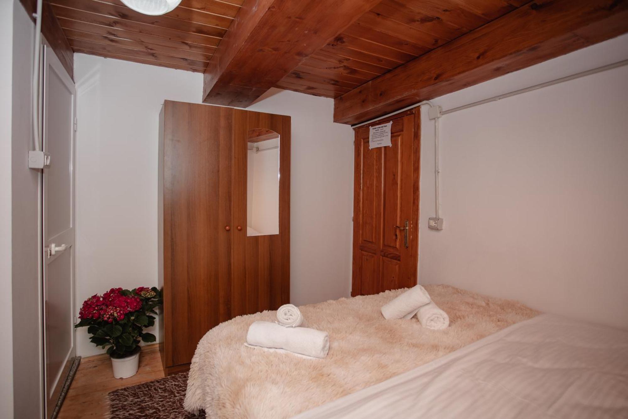 Kulla Pracja Guest house Theth
